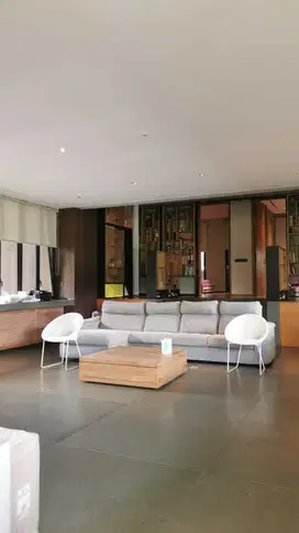 WTS DIJUAL Rumah Mewah Design Industrial A;am Sutera Bagus
