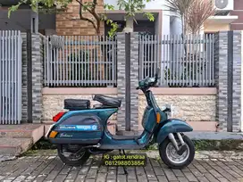 Vespa Exclusive 2 Tahun 2023 Hijau Metalik