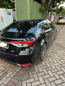 Toyota Corolla Altis 2023 V kilometer rendah