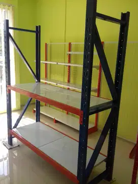 RAK GUDANG BESI KUAT DAN KOKOH
