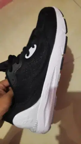 Under armor Sonic 5