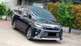 VOXY 2.0 AT HITAM 2020