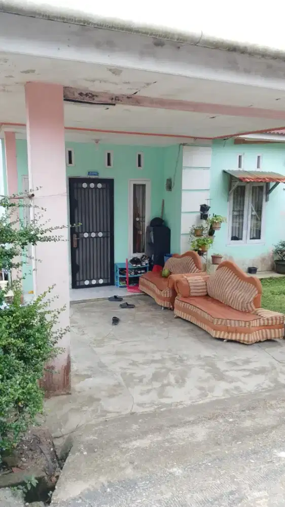 Dijual Rumah 1 unit di Primadona