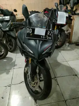 Honda cbr 250 cc 2021 hitam
