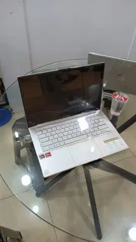 Jual laptop Asus,baru garansi resmi.terima jual beli laptop.