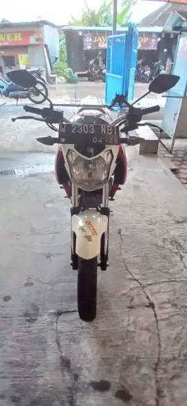 Yamaha Vixion 2015 Tangan Pertama