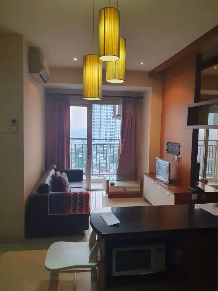 Sewa 2 Bedroom Murah Apartemen Cosmo Residence