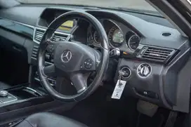 Mercedes Benz E300 AMG Avantgarde 2011 Hitam