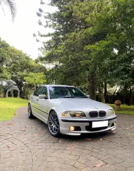 Bmw e46 318i m43 2001 silver on black mtech bodykit