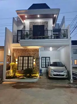 BEBAS BIAYA2 RUMAH 2 LANTAI DALAM CLUSTER MEWAH FASILITAS LENGKAP