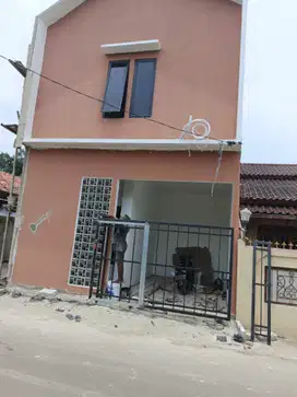 Rumah Minimalis 2 Lantai Akaes Jl 2 Mobil Dekat Exit Tol Cibubur