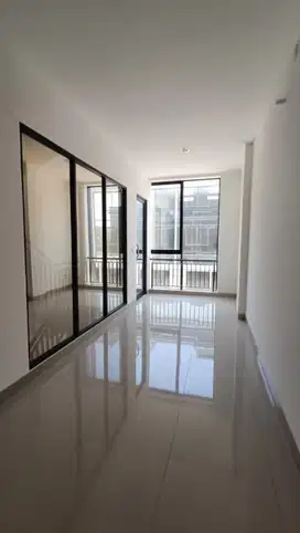 Disewa Murah Ruko Osaka PIK 2 Kosongan 3 Lantai