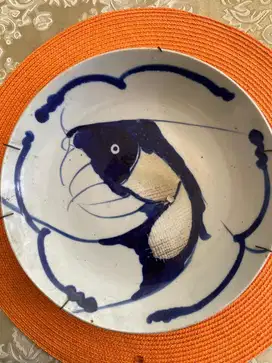 Piring biru ikan