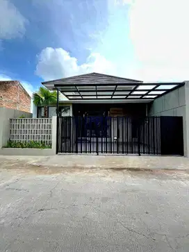 RUMAH CANTIK  INDUSTRIAL MODERN DI PURWOMARTANI DEKAT EXIT TOL