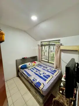 Rumah Tinggal 2 Lantai Di Taman Batu Jimbar Cibodas S8493
