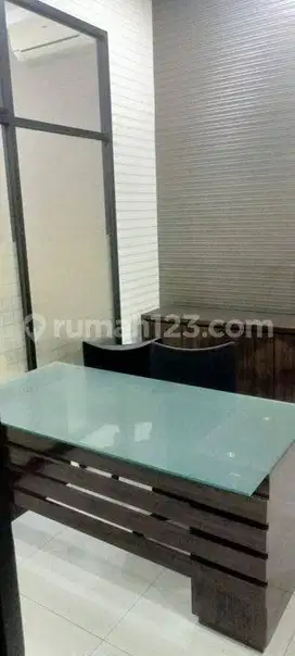 Ruko 4 Lantai di Jalan Minangkabau, Manggarai, Jakarta Selatan, Semifu