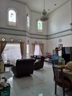 Dijual Rumah 2 lantai di Jl.sd inpres cireundeu,ciputat timur,Tangsel.