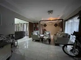 Jual segera rumah pusat kota cck utk kantor tempat tinggal jln Jambi