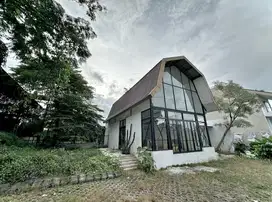 Dijual Tanah Bonus Bangunan Cafe di Raya Citraland dkt WBM Dian Istana