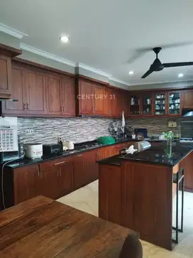 Dijual Rumah 2 Lantai Plus Swimpool Di Mandar Bintaro SC16223