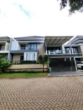 Rumah mewah semi furnished dalam cluster di Kebayoran bintaro sektor 7