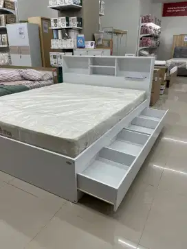 Sakha Bed 160x200 Selma