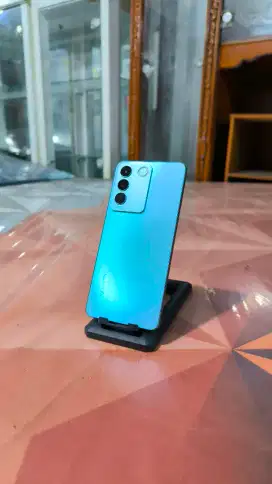 vivo v27e 8GB+8GB 256GB NFC fingerprint & face id on android 15 mulus