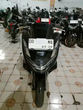 Honda pcx 160 cc cbs 2024 hitam
