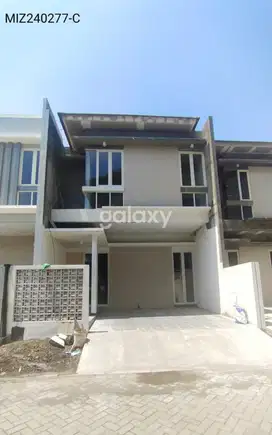 Rumah minimalis daerah GADING PANTAI di Surabaya Timur