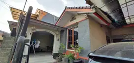 RUMAH RAPI SIAP HUNI JL ISKANDAR MUDA TANGERANG