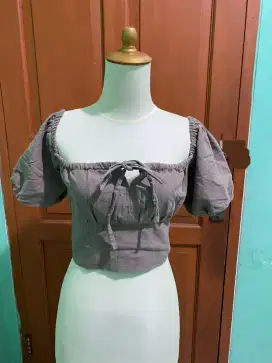 Baju atasan wanita crop