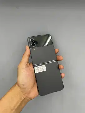 Samsung Z flip 4 sein 256Gb