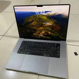 Macbook Pro 16 Inch M1 Pro 16/512