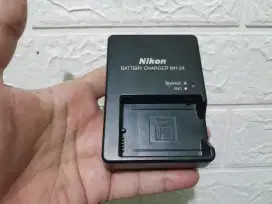 Charge cas original Nikon D3100 D3200 D3300