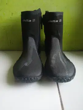 Diving boots (sepatu diving)