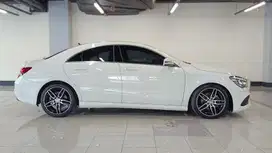 Mercedes-Benz CLA 200 AT 2017 Bensin