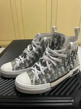 Sepatu DIOR Original
