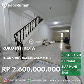 ruko strategis inti kota jalan sekip daerah adam malik