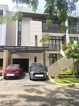 Dijual rumah dekat mall di Morizen Summarecon Bekasi
