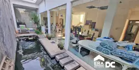 Rumah Ada Kolam Ikan Dekat Undip Tembalang Bukit Sari Semarang