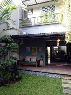 Dijual Cepat Rumah 2 Lantai di BSD City Sudah Renovasi Siap AJB