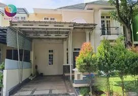 rumah 2 lantai dekat pintu tol kota wisata cibubur