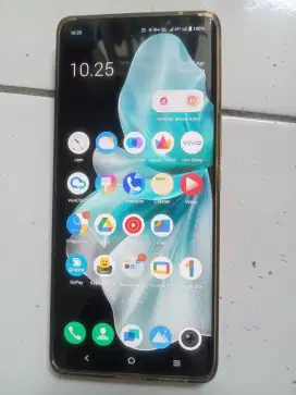 Handphone Vivo V30