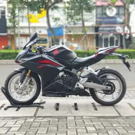 HONDA CBR250RR NON ABS 2016 KM LOW TERAWAT PAJAK PANJANG
