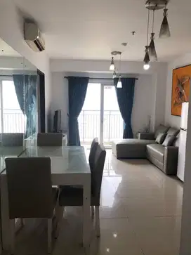 Sewa 3 Bedrooms Apartemen Cosmo Residence Furnish