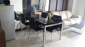 Sewa 3 Bedrooms Apartemen Cosmo Residence Furnish