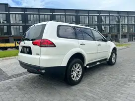 Mitsubishi Pajero Exceed 2015 (Last Edition)