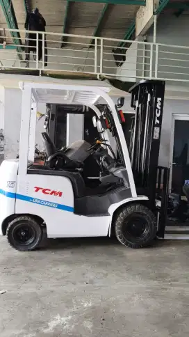Forklift TCM 1,5 Ton,Manual,Threelift 5 Meter,Isuzu C240,Tahun 2016