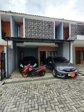 Rumah tinggal 2 lantai dekat Setiabudhi UPI
