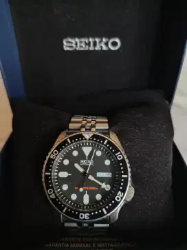 Seiko SKX007K2 Automatic Divers 200M Black Dial